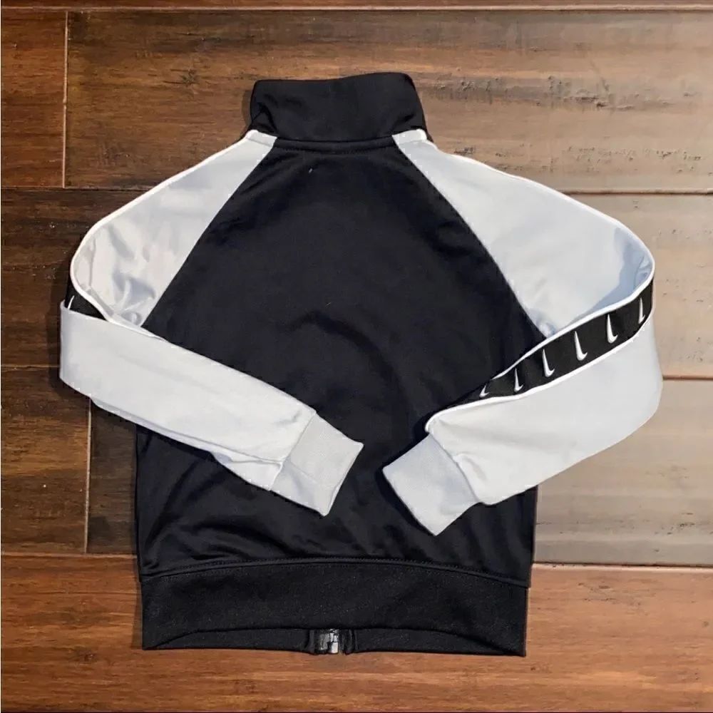 Nike Track Jacket   - Picture 3 of 4